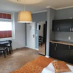 Unterwegs Ins Apartmenthaus Ehemalige Apartmenthaus Unterwegs