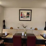 Unterwegs Ins Apartmenthaus Ehemalige Apartmenthaus Unterwegs Aparthotel 3*