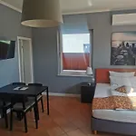 Aparthotel Unterwegs Ins Apartmenthaus Ehemalige Apartmenthaus Unterwegs