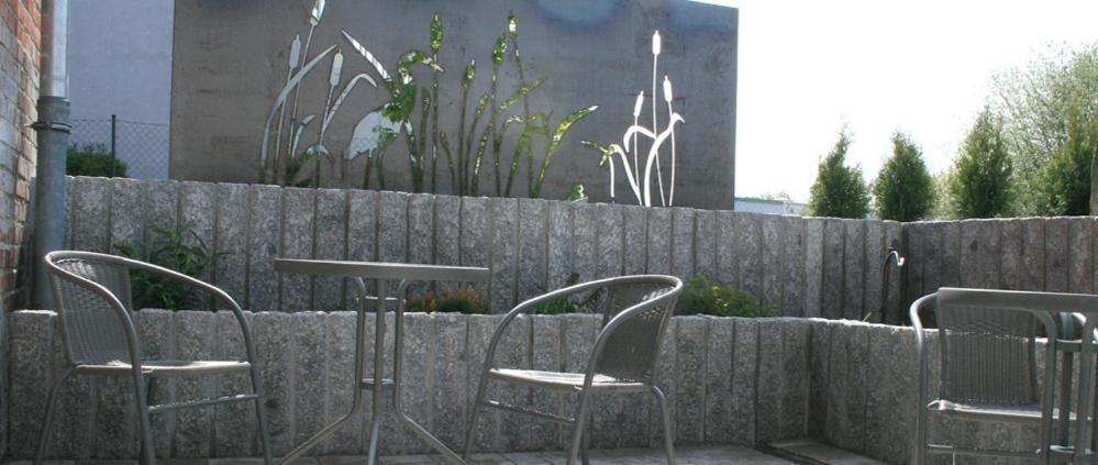 Unterwegs Ins Apartmenthaus Ehemalige Apartmenthaus Unterwegs Aparthotel Rostock