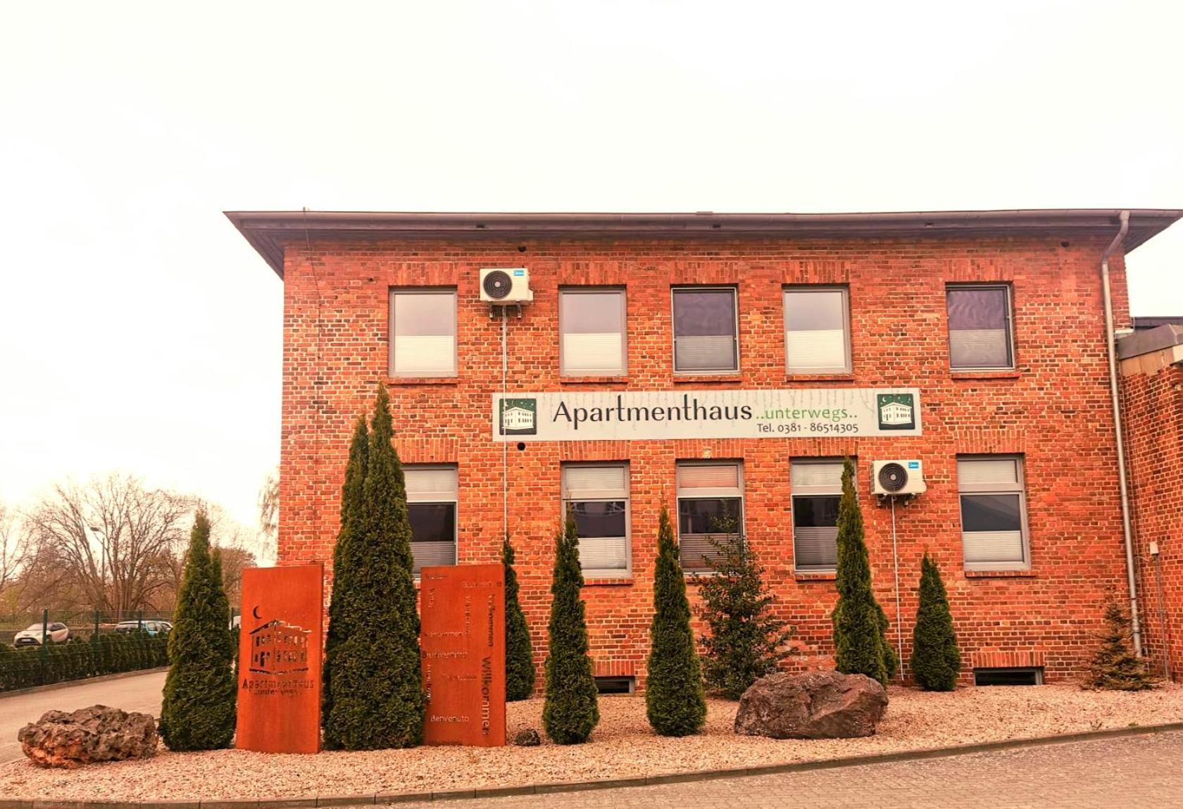 Unterwegs Ins Apartmenthaus Ehemalige Apartmenthaus Unterwegs Rostock