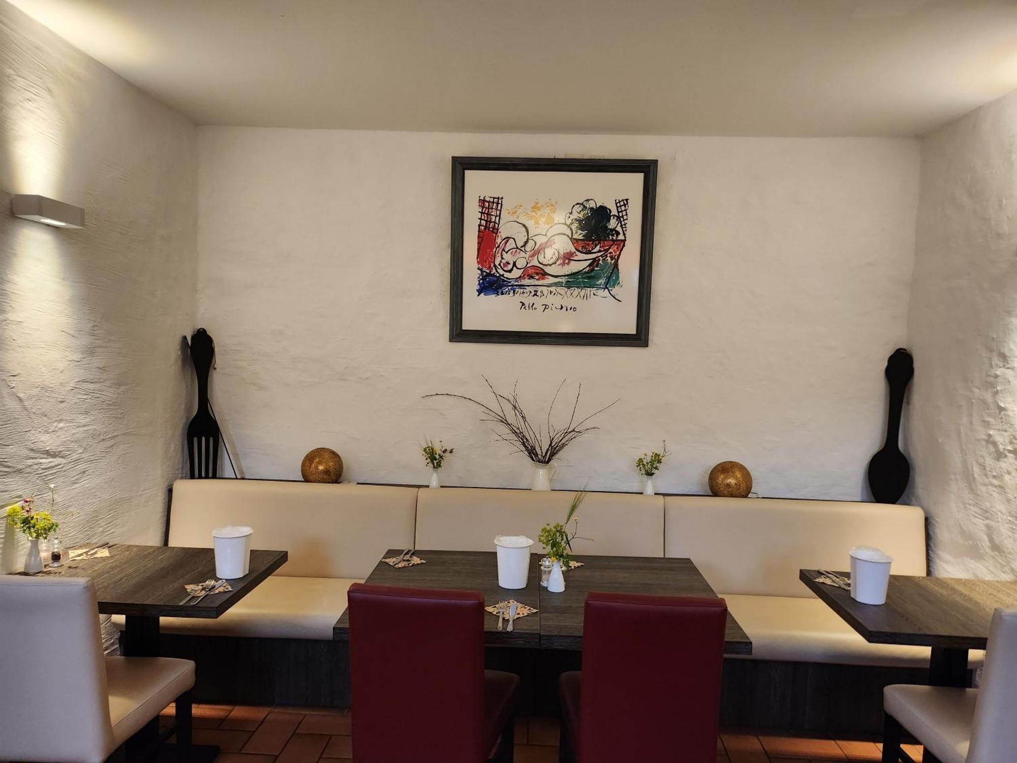 Unterwegs Ins Apartmenthaus Ehemalige Apartmenthaus Unterwegs Aparthotel *