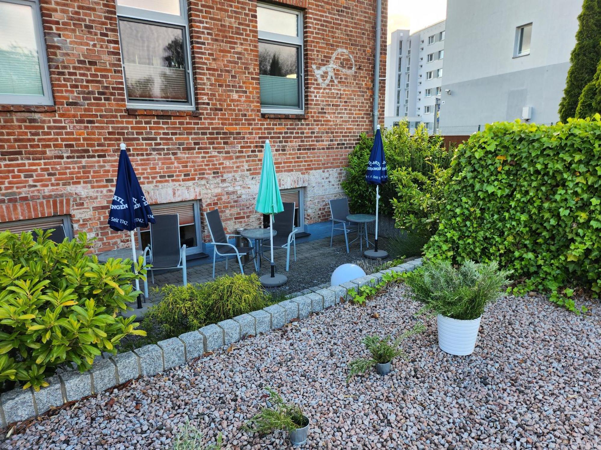 Unterwegs Ins Apartmenthaus Ehemalige Apartmenthaus Unterwegs Aparthotel