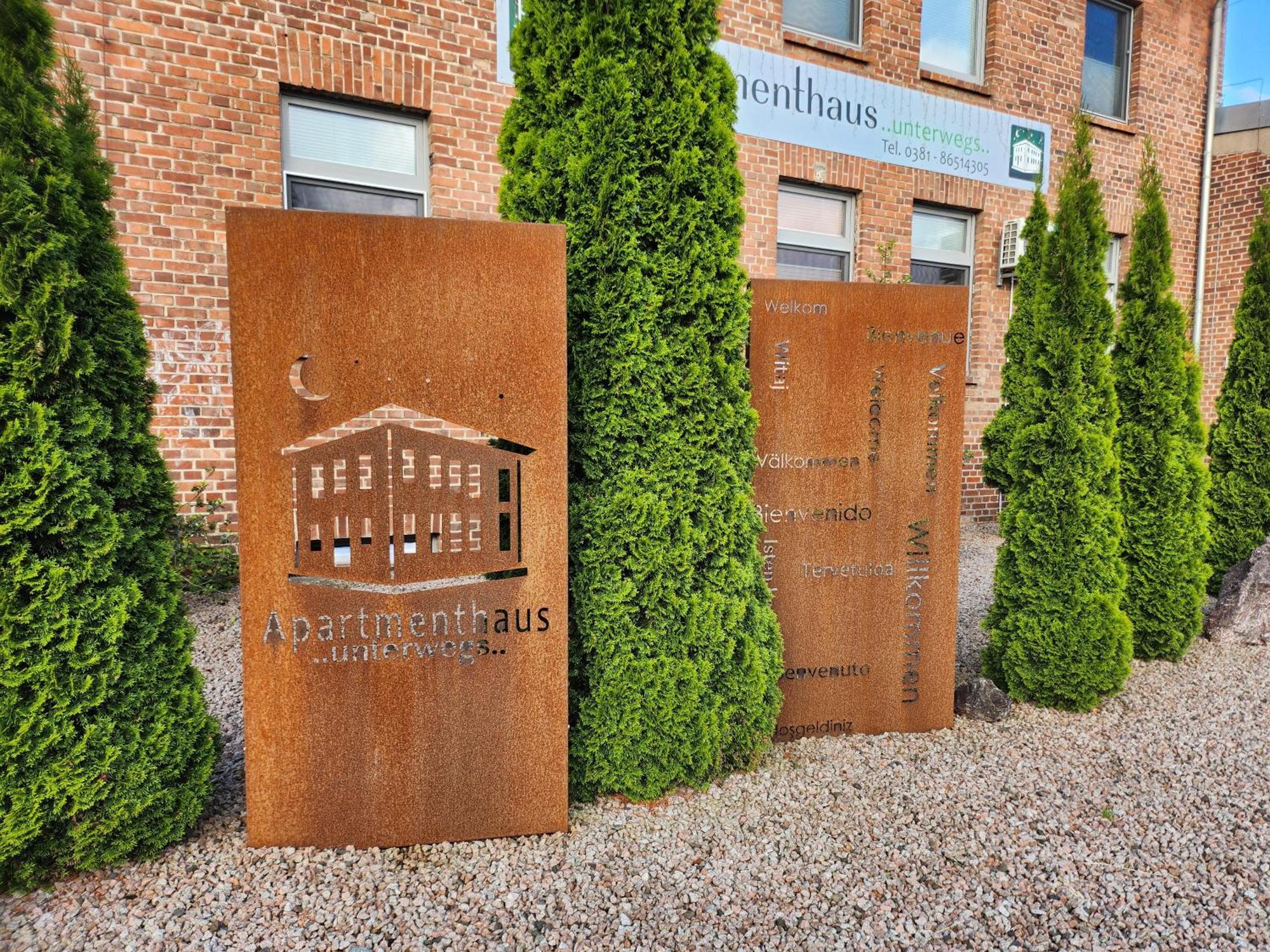 Unterwegs Ins Apartmenthaus Ehemalige Apartmenthaus Unterwegs Aparthotel Rostock